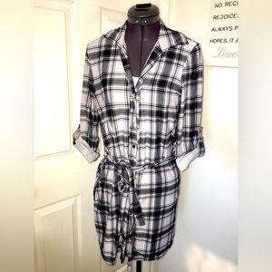 Justify Shirt Dress Womens Size S Black White Plaid Belted Soft P22-20 & long-22
